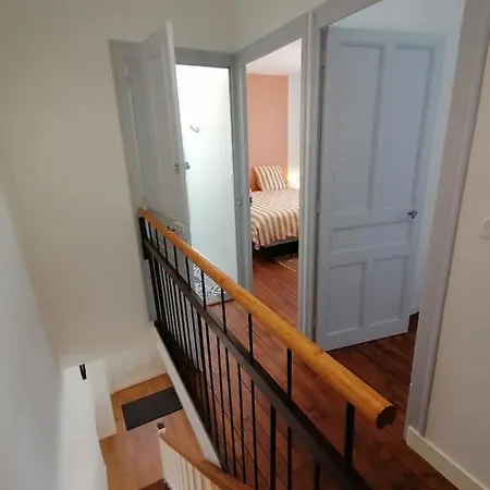 Proche Gare Et Centre-ville De Emplacement Idéal