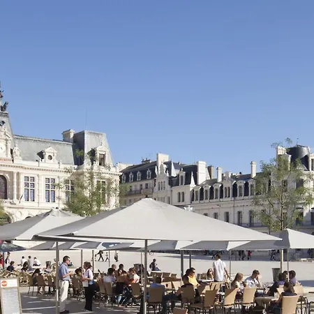 Proche Gare Et Centre-ville De Emplacement Idéal Poitiers