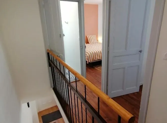 Proche Gare Et Centre-ville De Emplacement Idéal